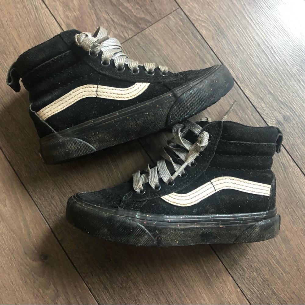 VANS | SK8 MTE All The Weather Black Suede with Glitter in the Sole •Size 11T